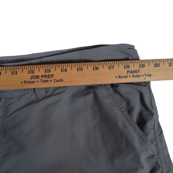 Columbia Gray Nylon Hiking Capri Pants Size 16 Gorpcore Cargo Packable Travel - Picture 7 of 10